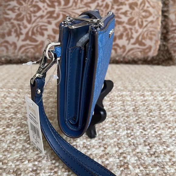 Michael Kors Jet Set Travel Lg Double Zip Wristlet - Picture 4 of 16